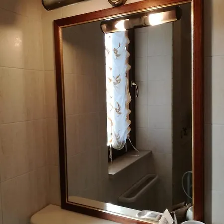 La Dimora Degli Artisti Bed and breakfast *